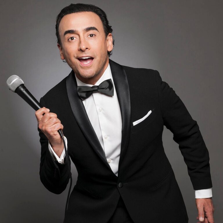 Adal Ramones - Agencia Artista TV - Comediantes